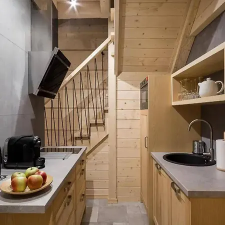 Comfortable Home, 3 Bedrooms, Fireplace Holiday home